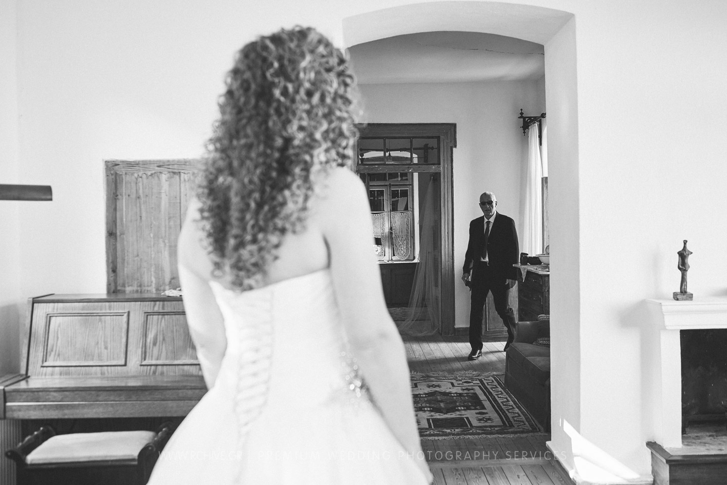 first look wedding greece