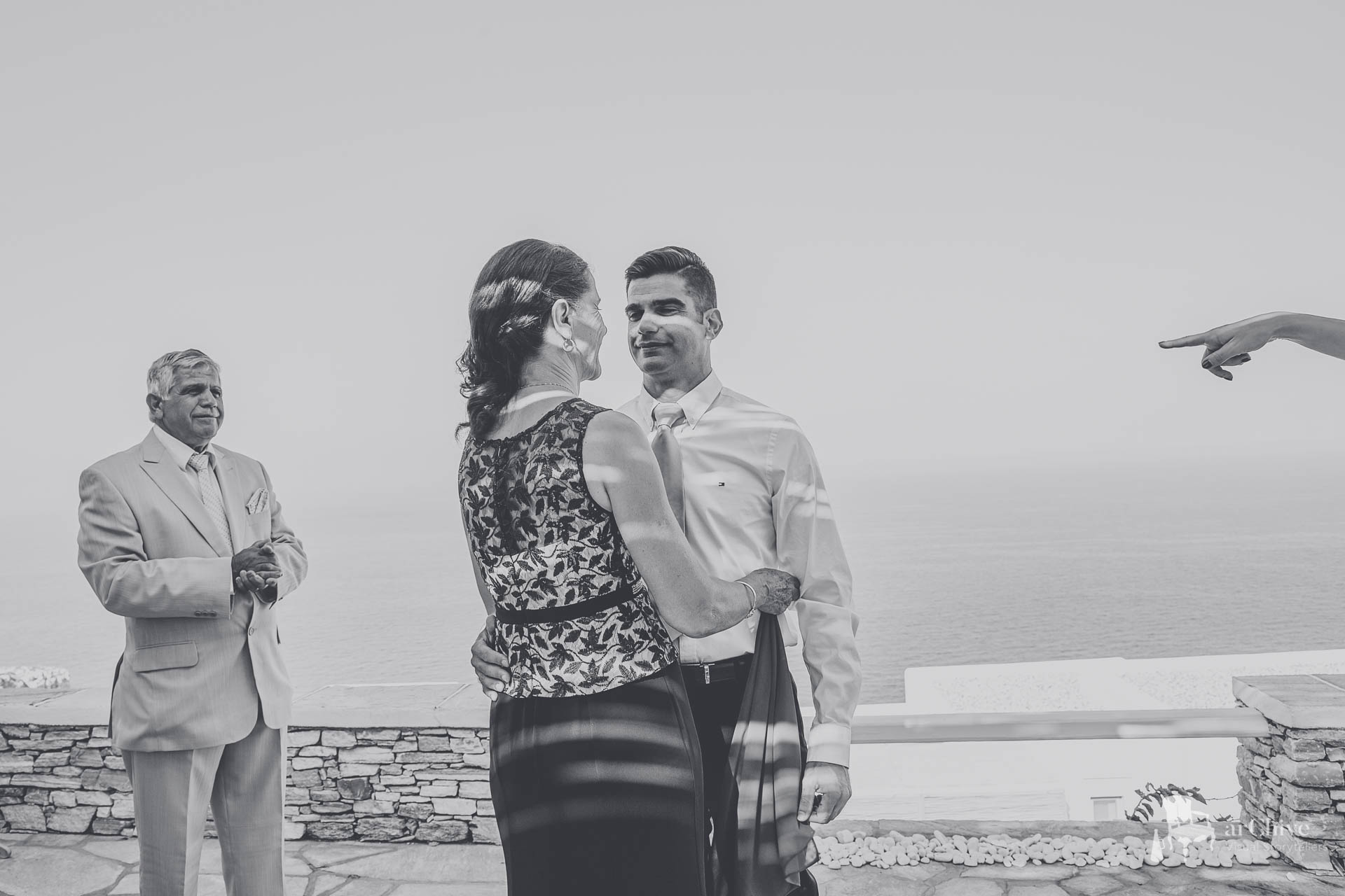 Destination wedding photographer Sifnos