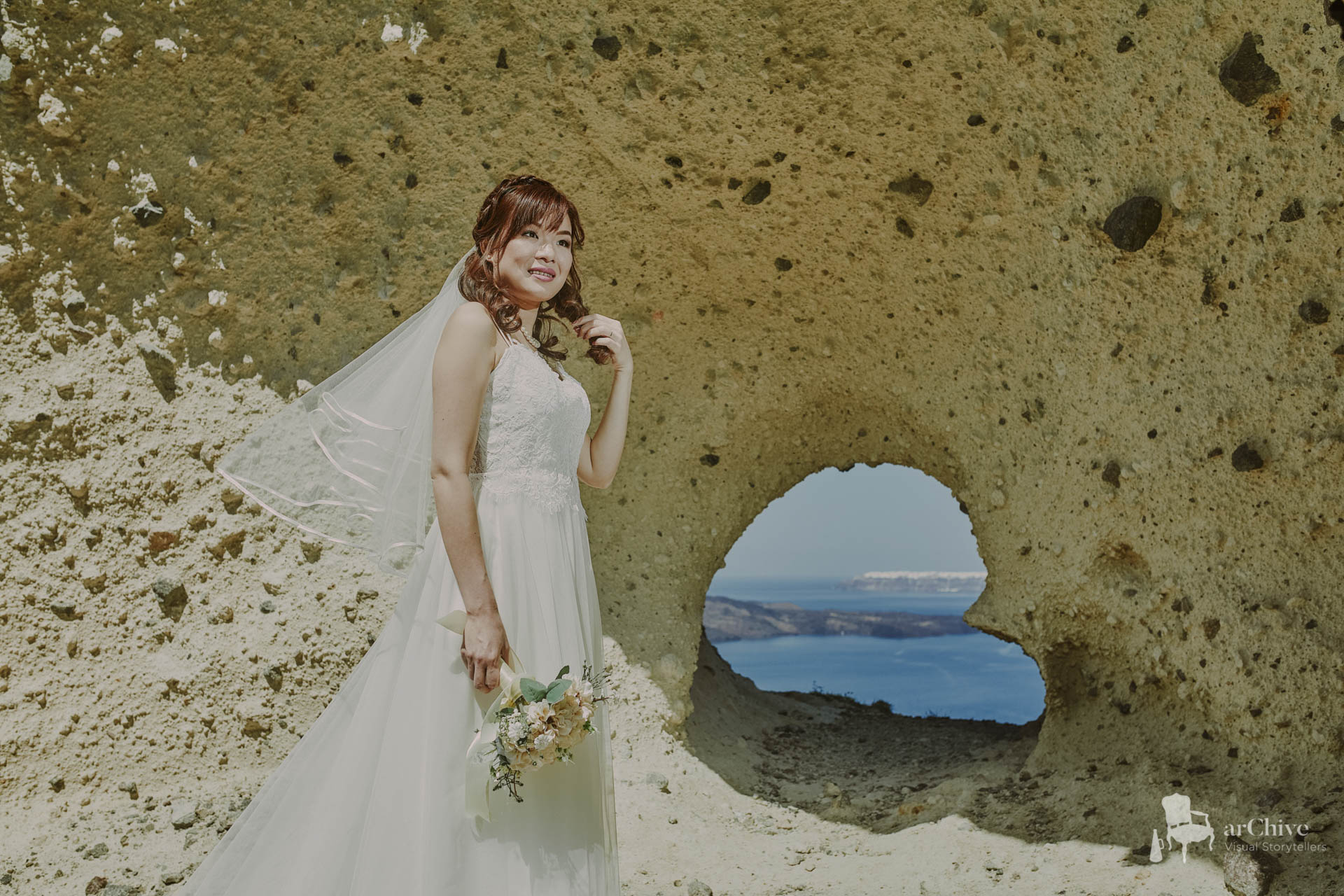 best destination wedding photographer Santorini