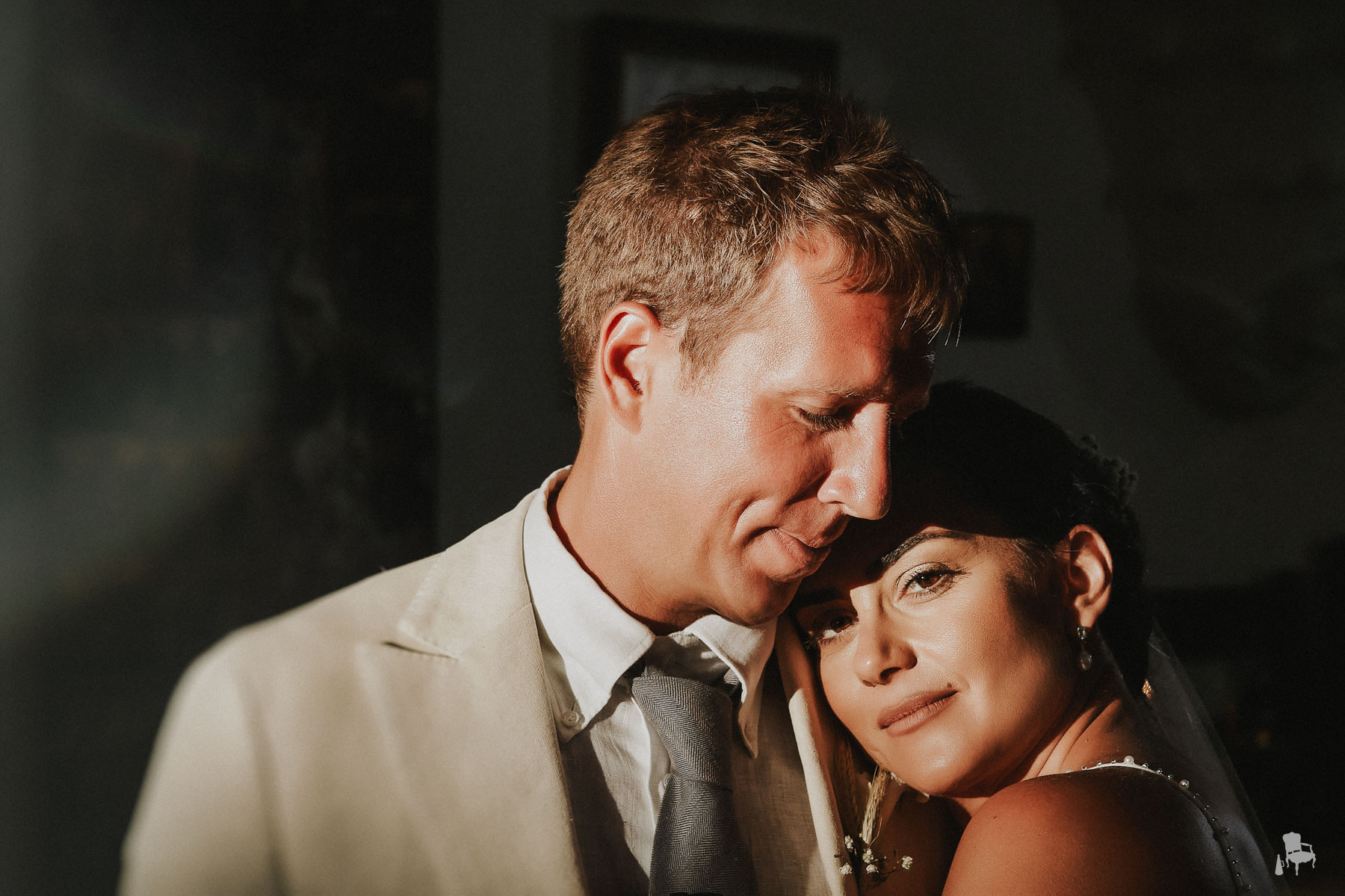 romantic wedding folegandros