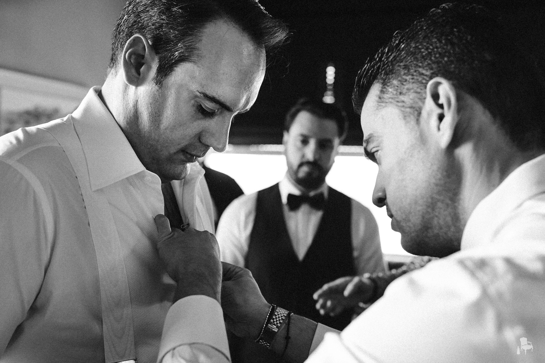storytelling wedding photographer